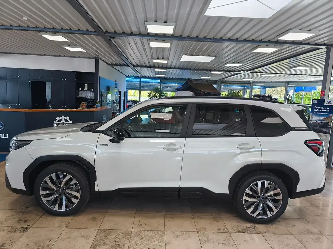 Subaru Forester - Thumbnail 2