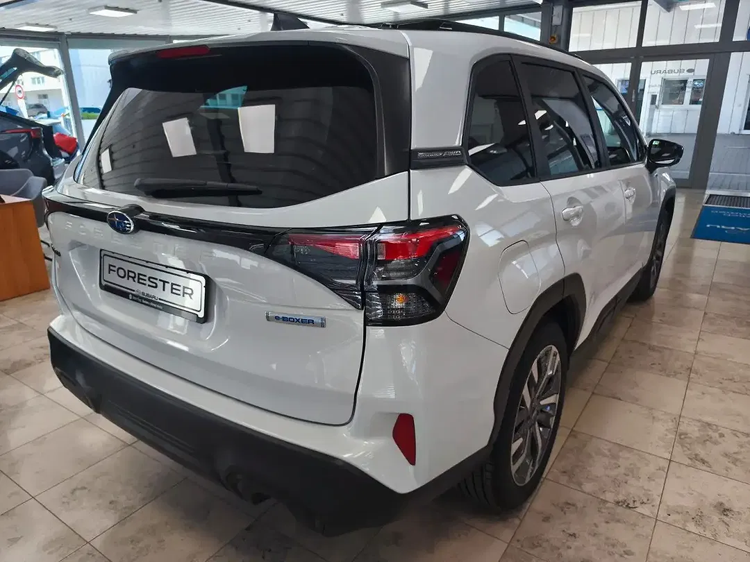Subaru Forester - Thumbnail 5