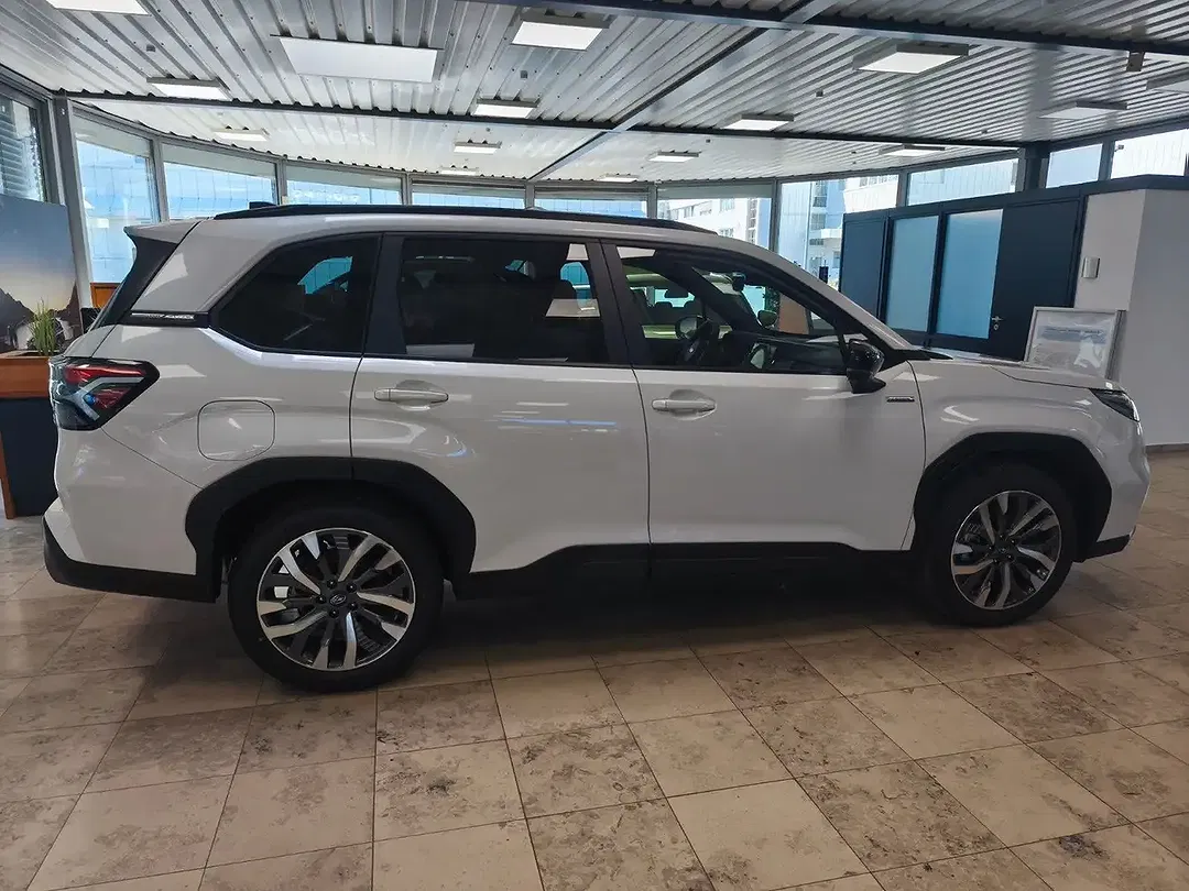 Subaru Forester - Thumbnail 6