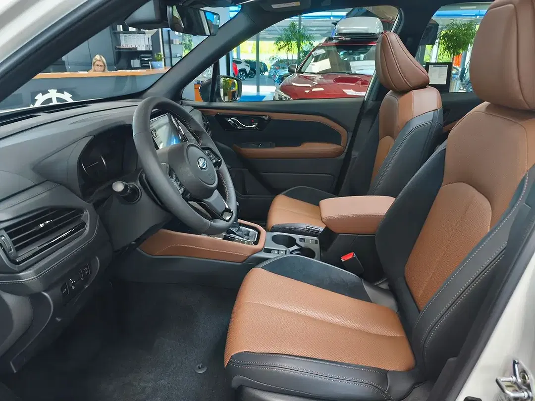 Subaru Forester - Thumbnail 9