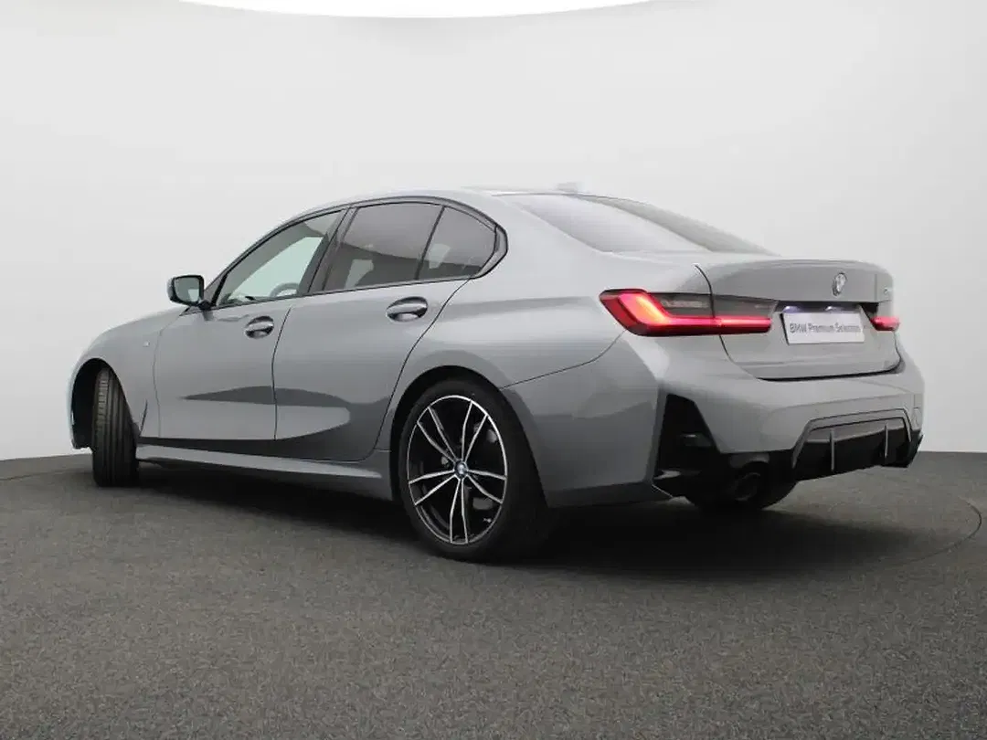 BMW 318 - Thumbnail 5