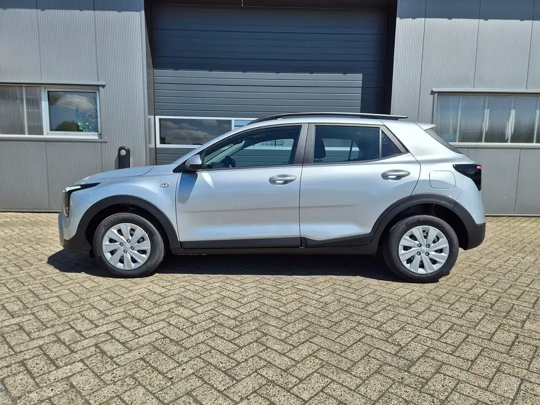Kia Stonic - Thumbnail 2