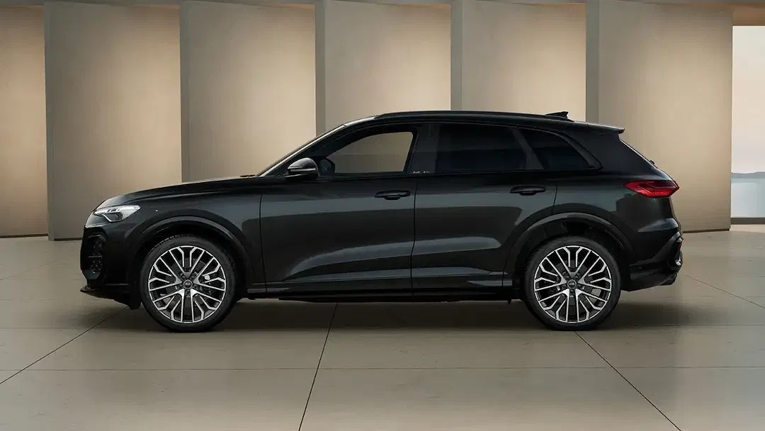 Audi SQ5 - Thumbnail 3