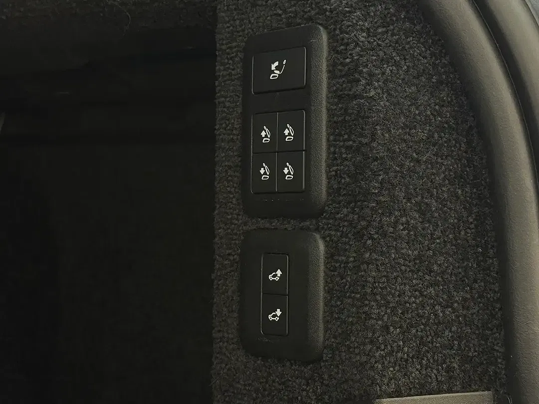 Land Rover Range Rover - Thumbnail 15