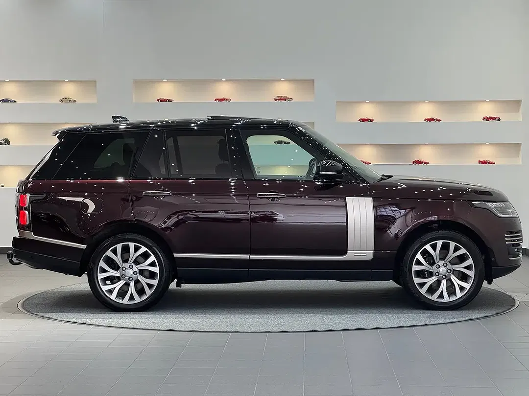 Land Rover Range Rover - Thumbnail 5