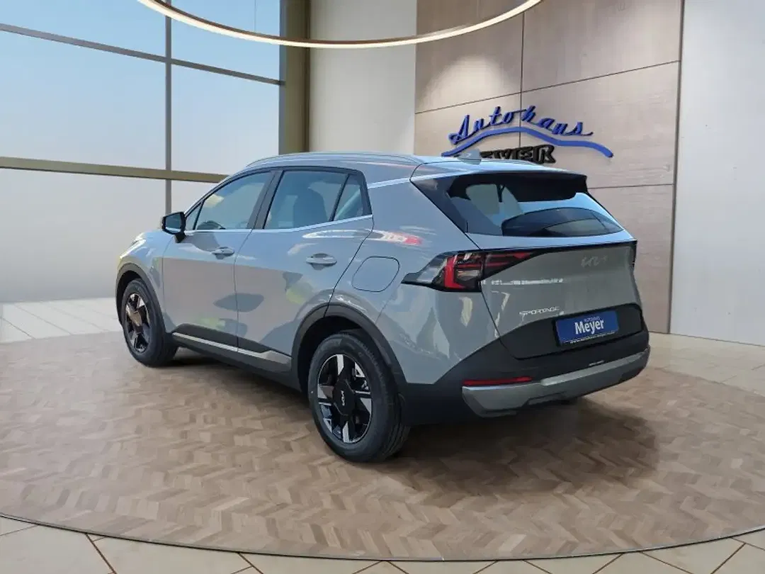 Kia Sportage - Thumbnail 3