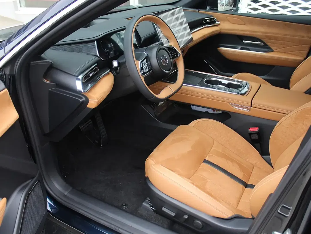 Mazda 6e - Thumbnail 11