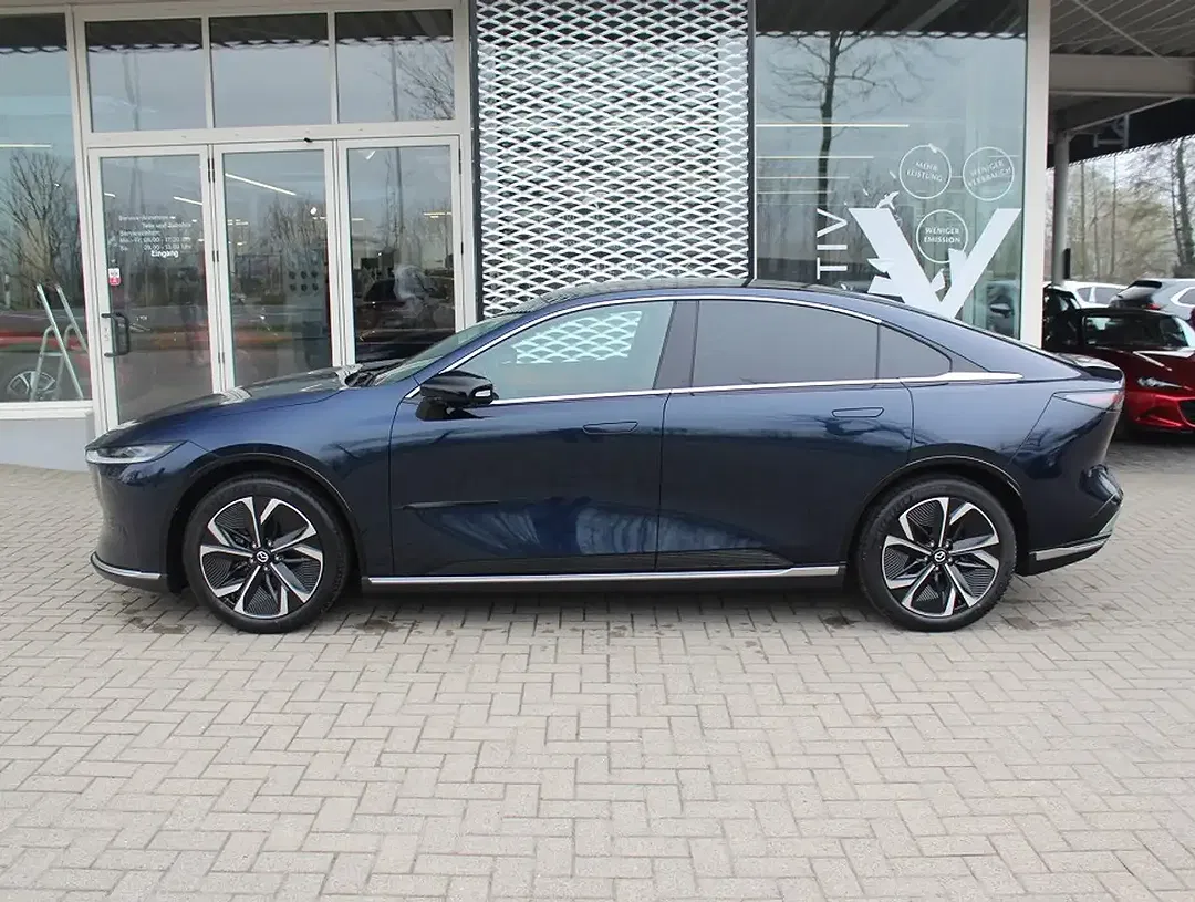 Mazda 6e - Thumbnail 2