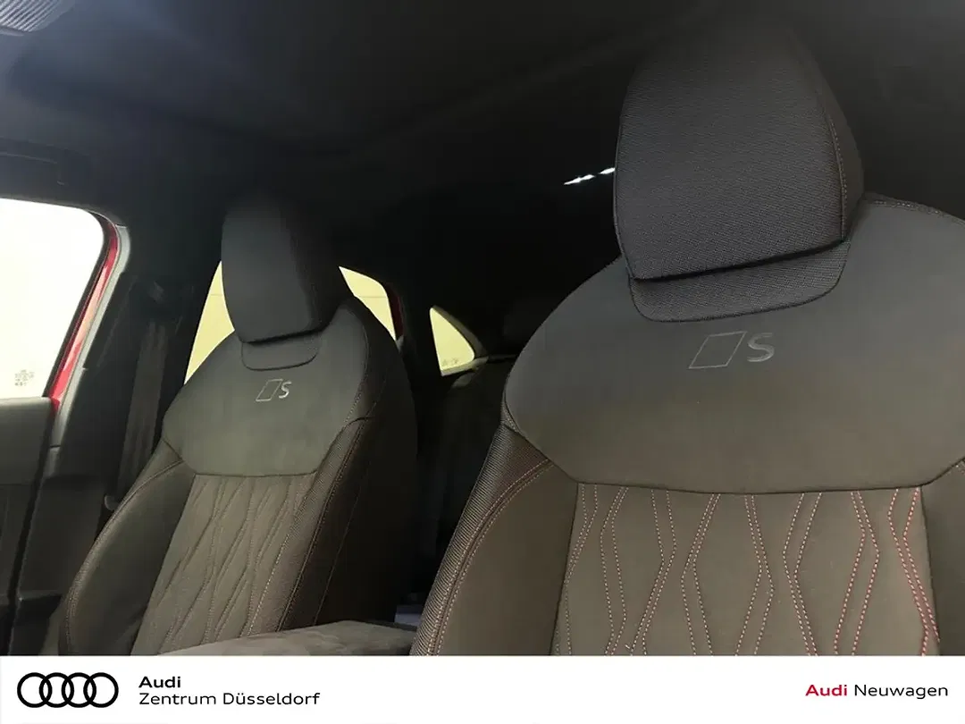 Audi Q3 - Thumbnail 12