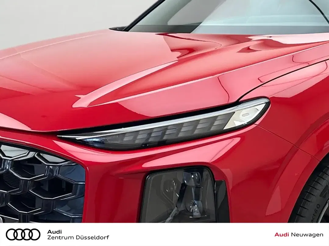 Audi Q3 - Thumbnail 4