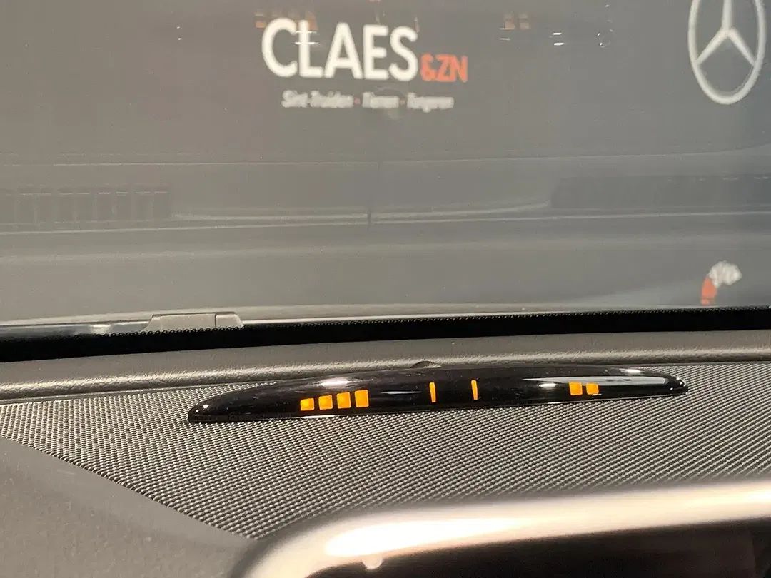 Mercedes-Benz CLA 200 - Thumbnail 14