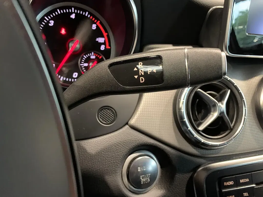 Mercedes-Benz CLA 200 - Thumbnail 15