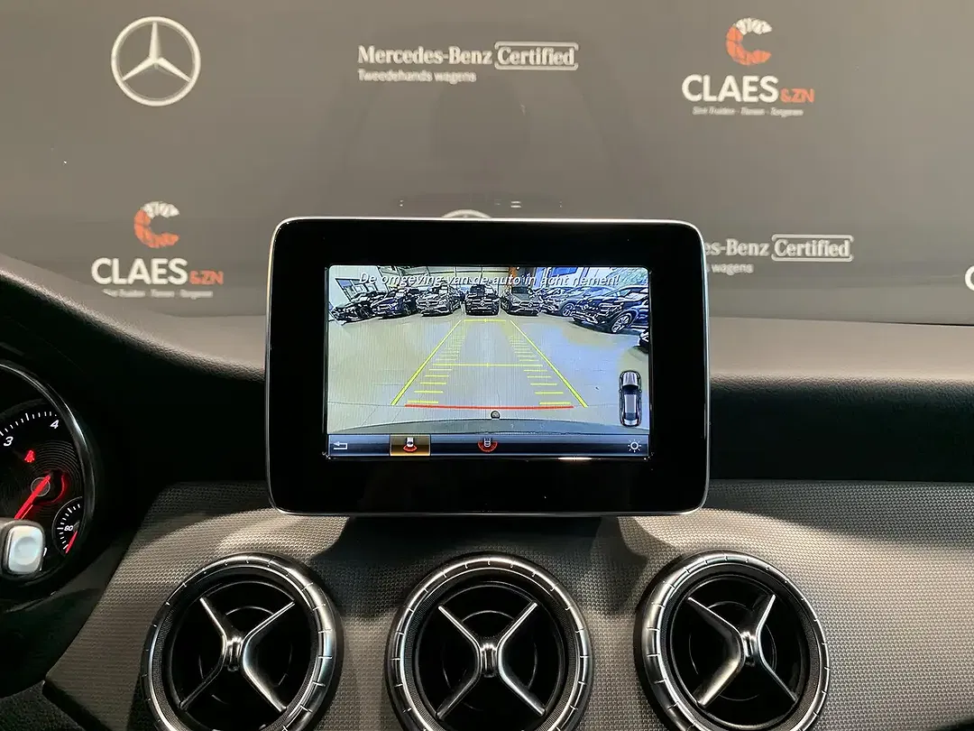 Mercedes-Benz CLA 200 - Thumbnail 19