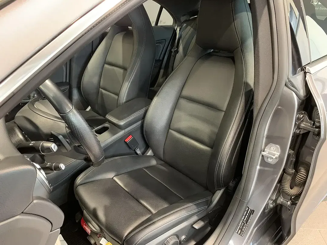 Mercedes-Benz CLA 200 - Thumbnail 24