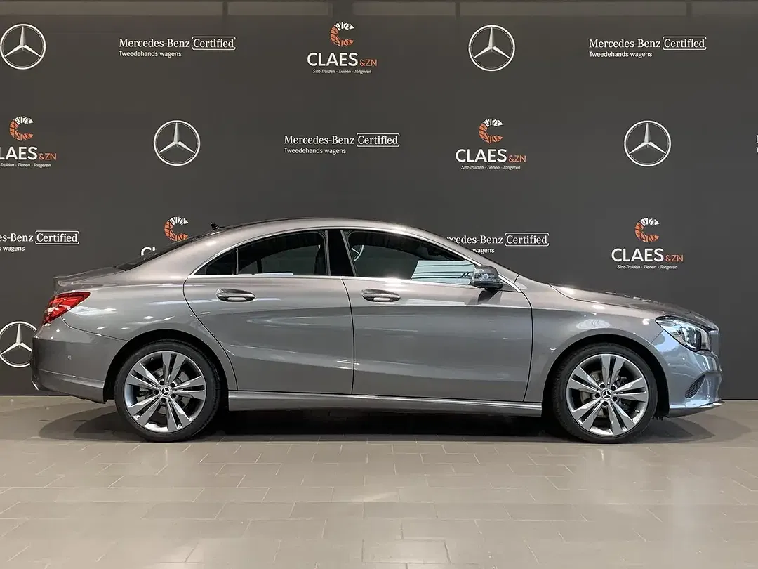 Mercedes-Benz CLA 200 - Thumbnail 4