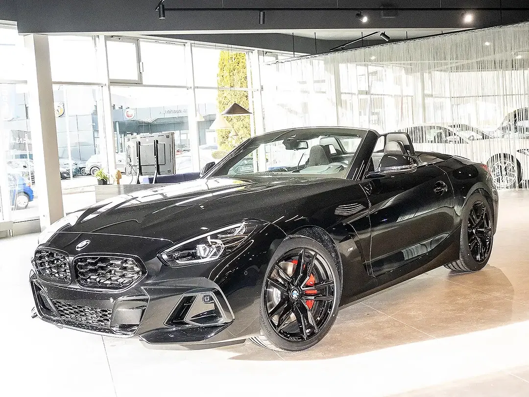 BMW Z4 - Thumbnail 1