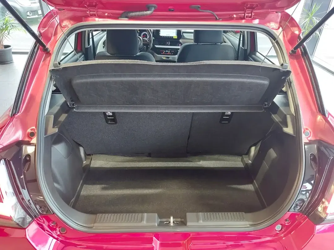 Suzuki Swift - Thumbnail 14