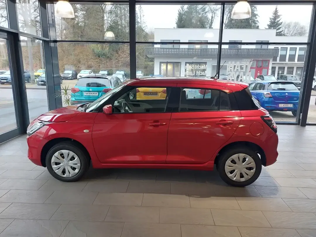 Suzuki Swift - Thumbnail 6