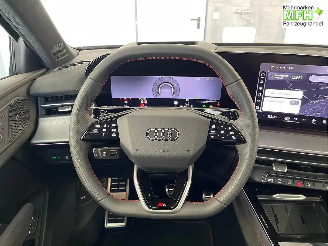 Audi Q3 - Thumbnail 9