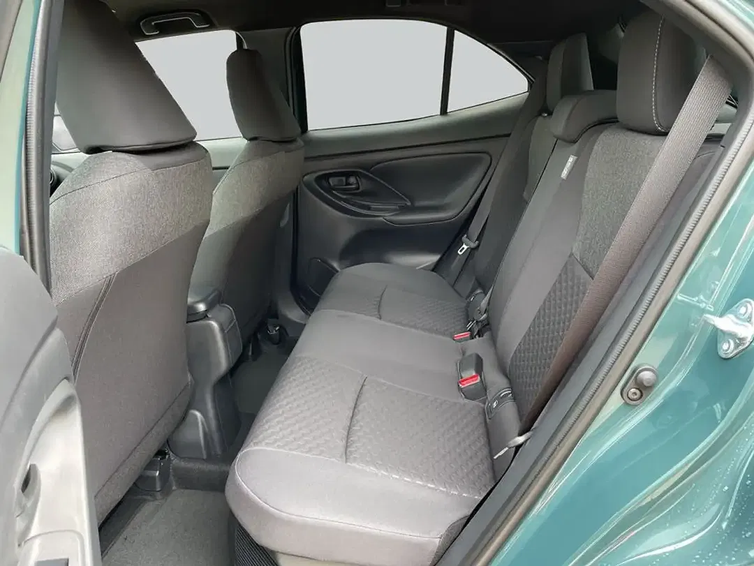 Toyota Yaris - Thumbnail 11