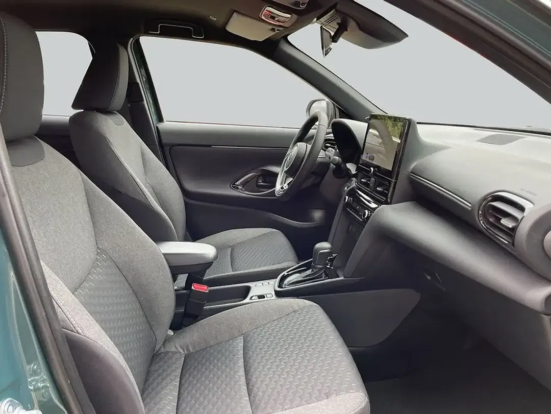 Toyota Yaris - Thumbnail 12