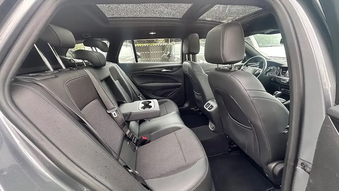 Opel Insignia - Thumbnail 10
