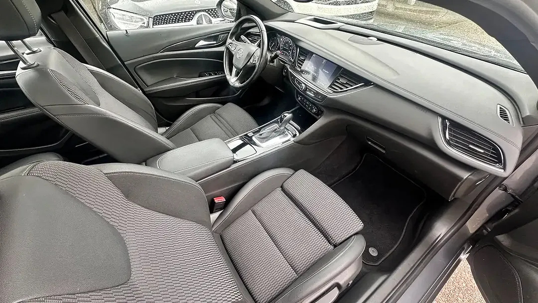 Opel Insignia - Thumbnail 8