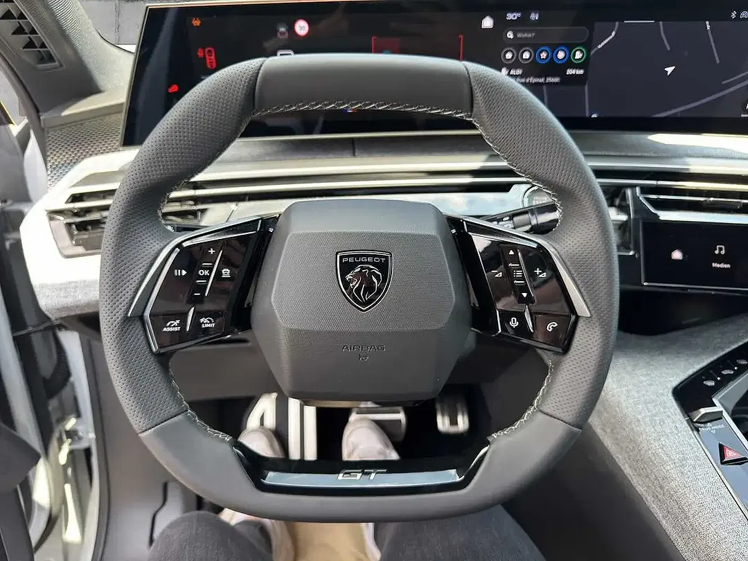 Peugeot 3008 - Thumbnail 12