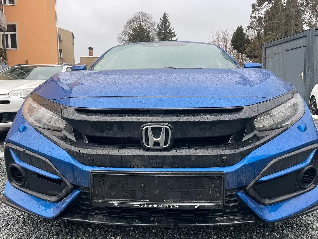 Honda Civic - Thumbnail 3