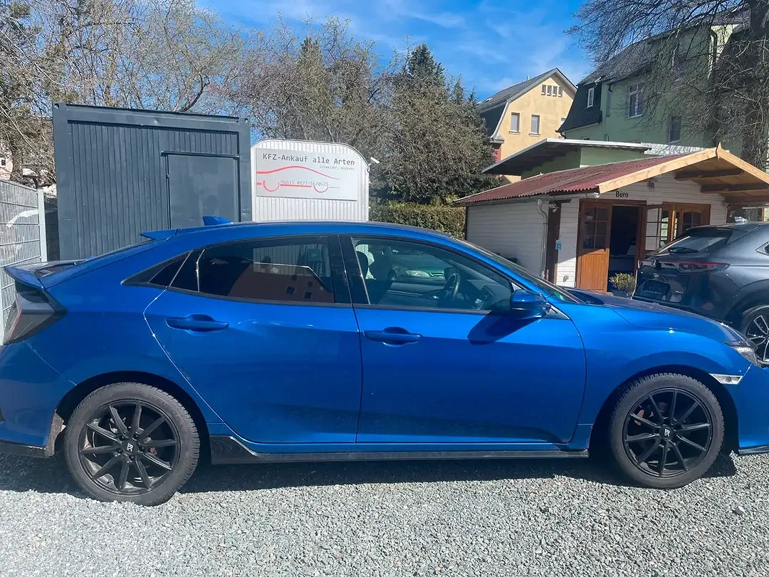 Honda Civic - Thumbnail 5