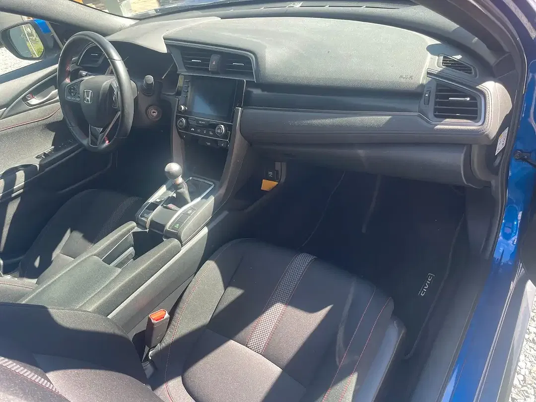 Honda Civic - Thumbnail 9