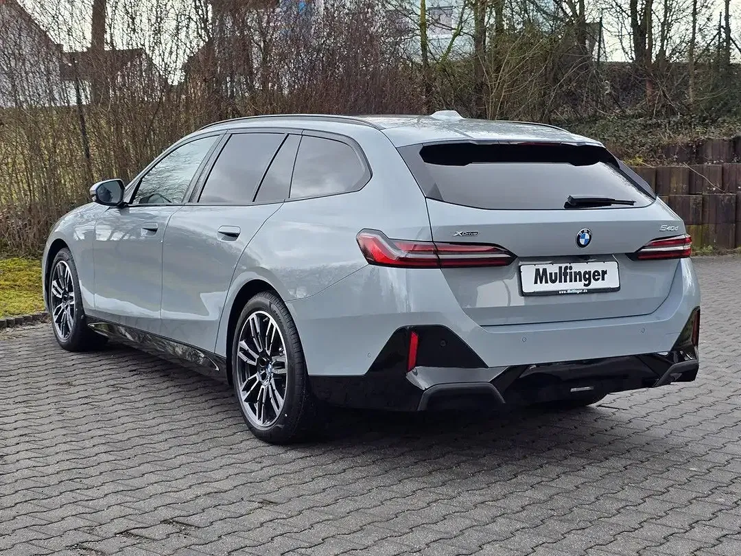 BMW 540 - Thumbnail 4