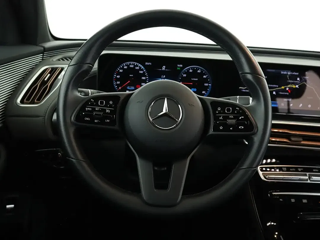 Mercedes-Benz EQC 400 - Thumbnail 11