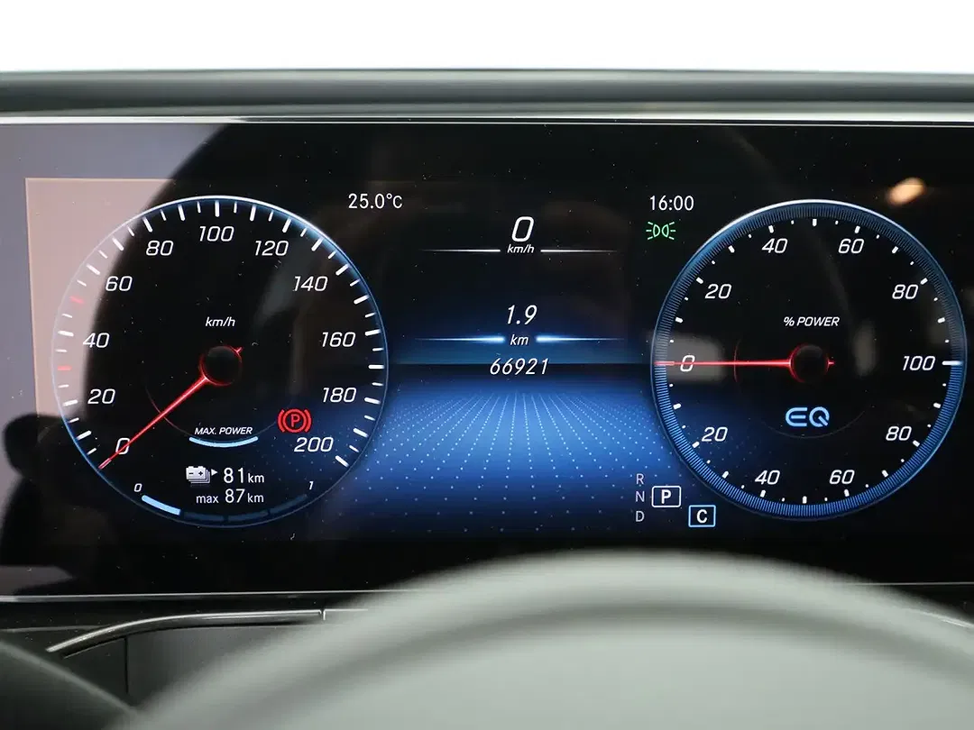 Mercedes-Benz EQC 400 - Thumbnail 12
