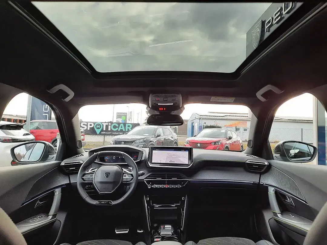 Peugeot 2008 - Thumbnail 9