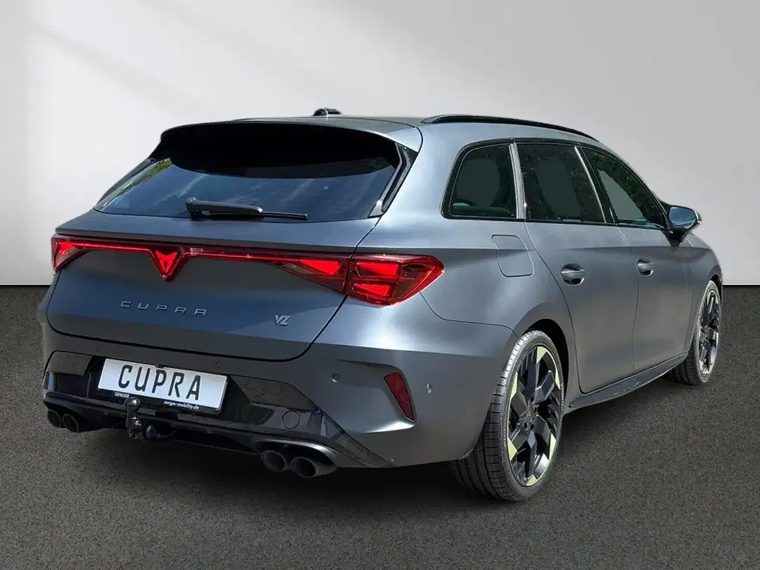 CUPRA Leon - Thumbnail 3