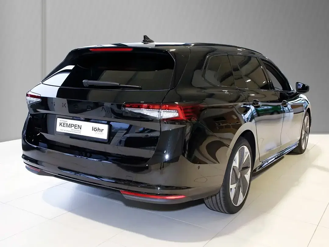 Skoda Superb - Thumbnail 5