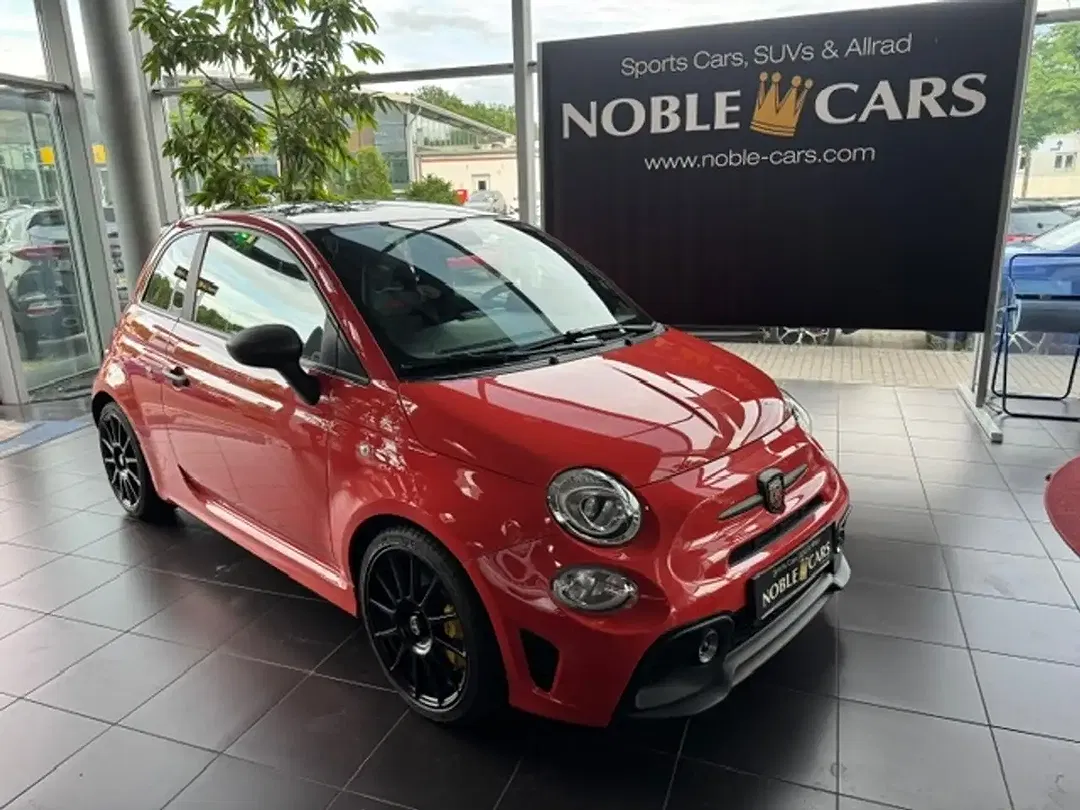 Abarth 695 - Thumbnail 2