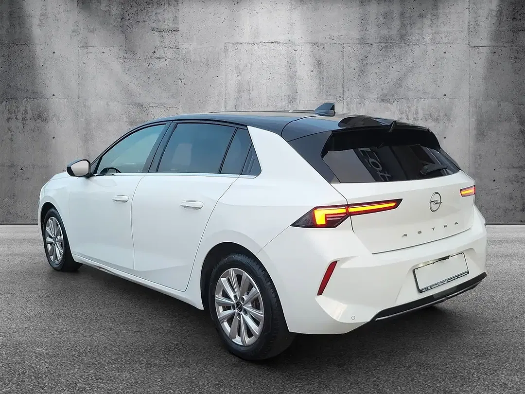 Opel Astra - Thumbnail 2