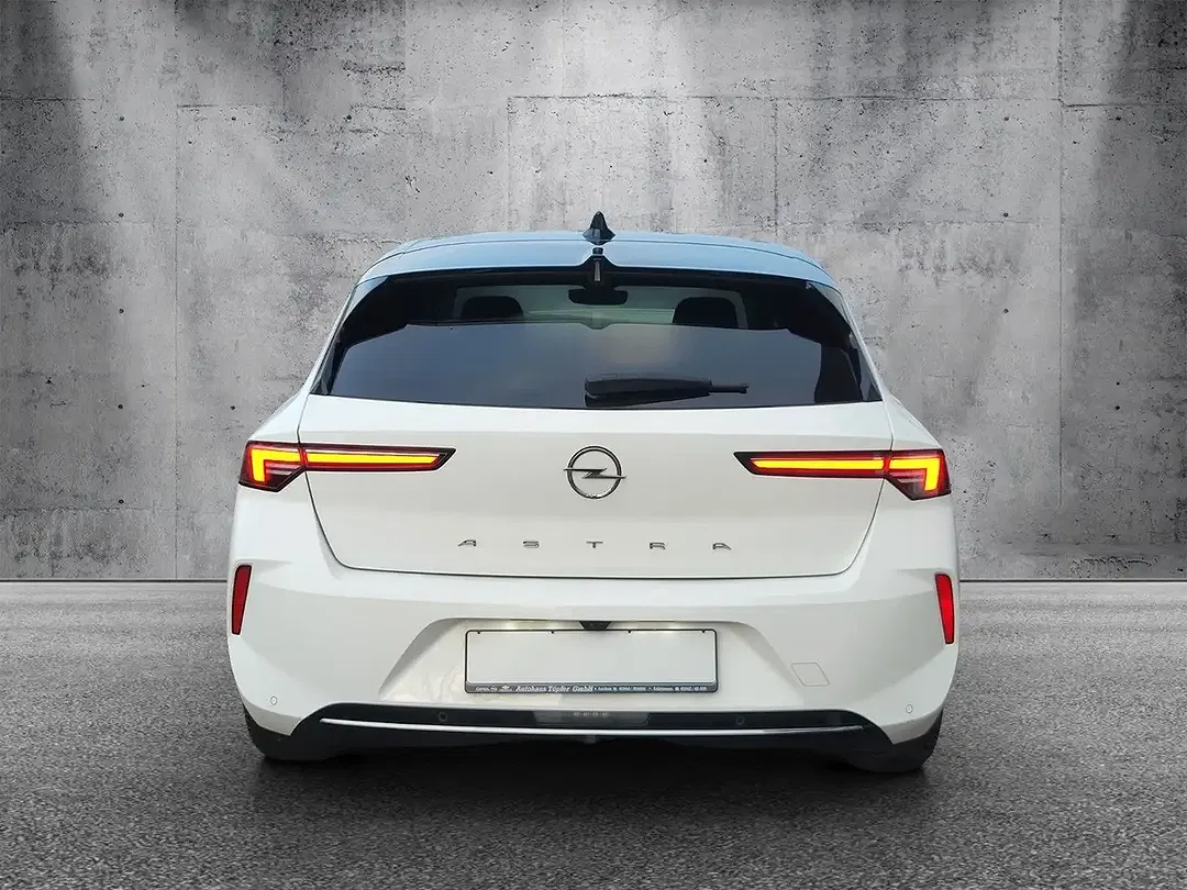 Opel Astra - Thumbnail 8