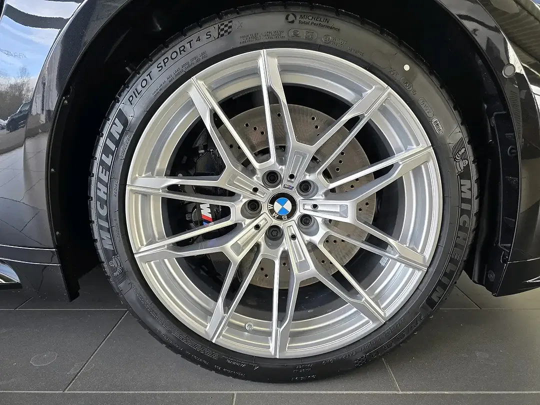 BMW M3 - Thumbnail 14