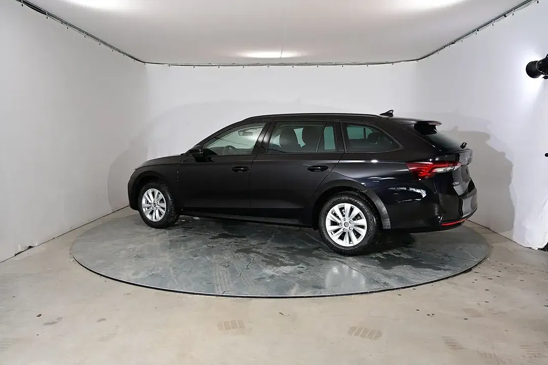 Skoda Octavia - Thumbnail 4