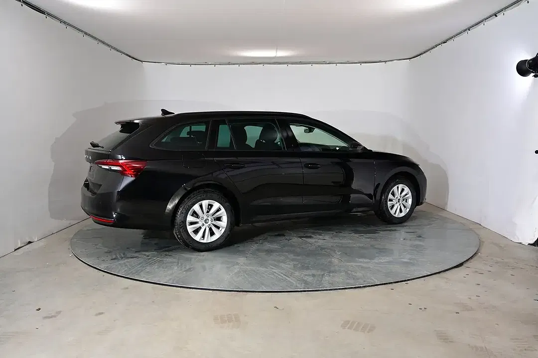 Skoda Octavia - Thumbnail 8