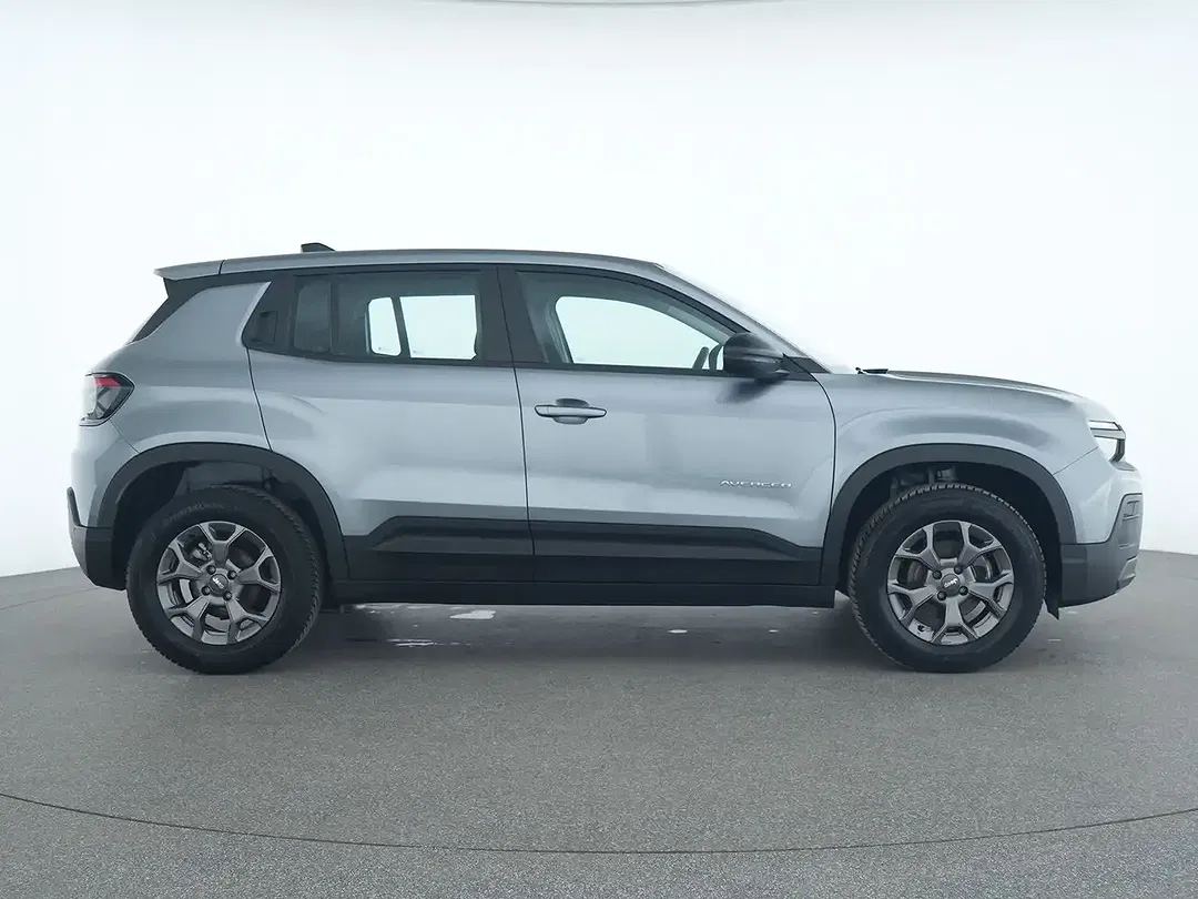 Jeep Avenger - Thumbnail 4