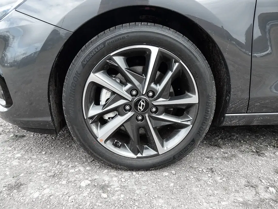 Hyundai i30 - Thumbnail 3