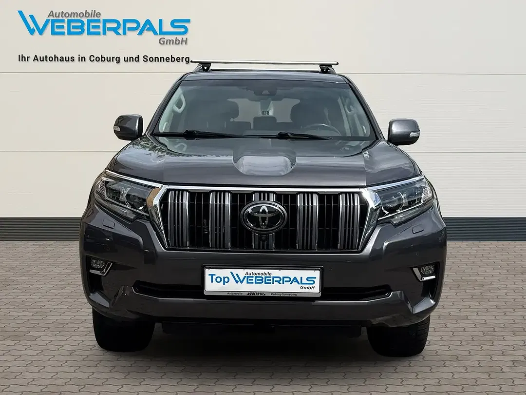 Toyota Land Cruiser - Thumbnail 2