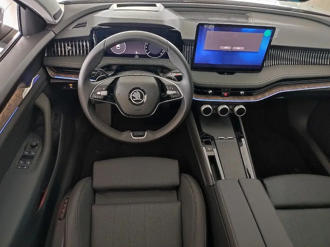 Skoda Superb - Thumbnail 7