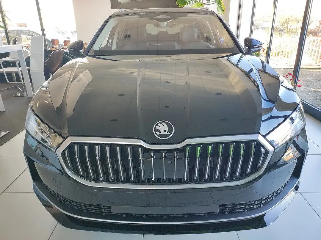 Skoda Superb - Thumbnail 9