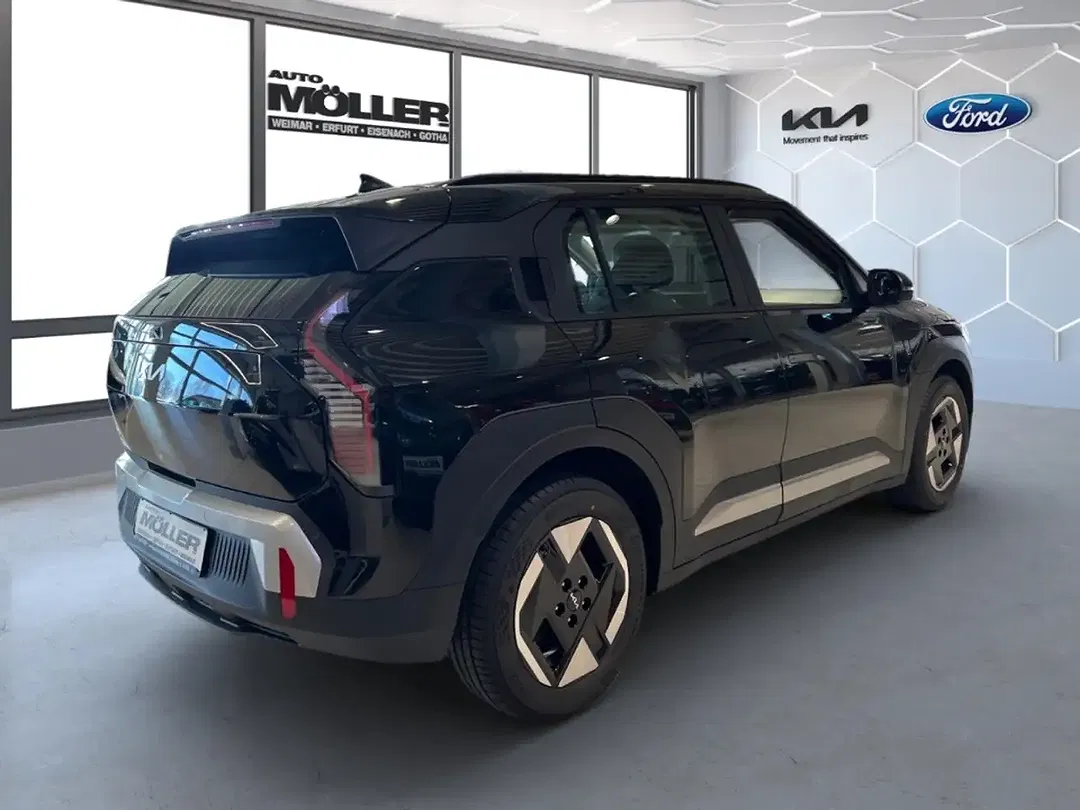 Kia EV3 - Thumbnail 3