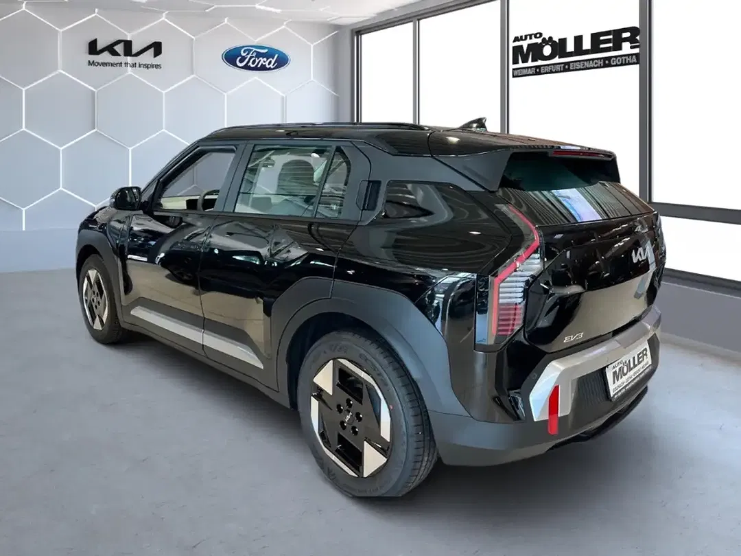 Kia EV3 - Thumbnail 4